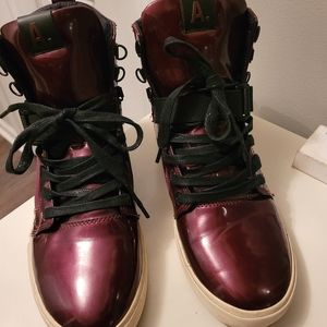 Aldo men's Burgandy High Top sneakers, size 9